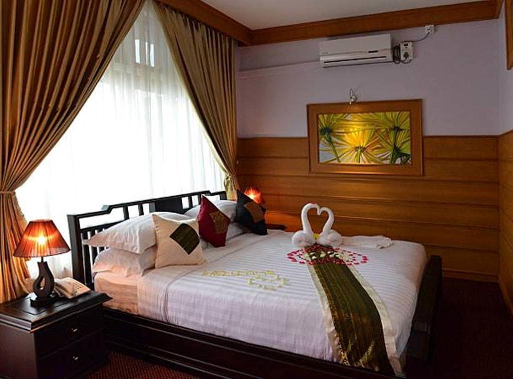 Shwe Kyun Hotel Taunggji Kültér fotó